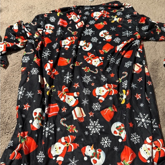 OUGES Festive Holiday Robe - Picture 5 of 5